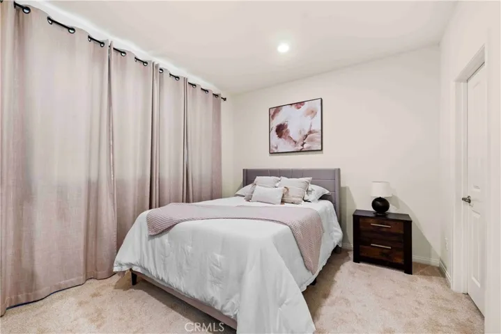 10618 Paramount, Downey, California 90241
