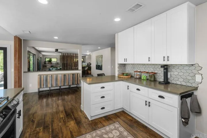 10483 Couser Way, Valley Center, California 92082