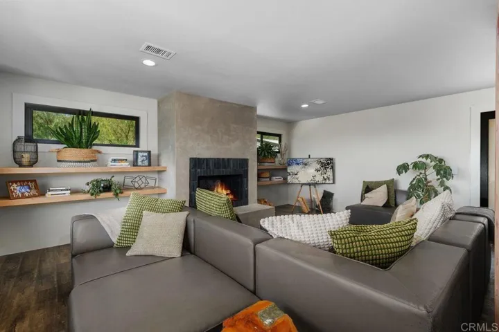 10483 Couser Way, Valley Center, California 92082