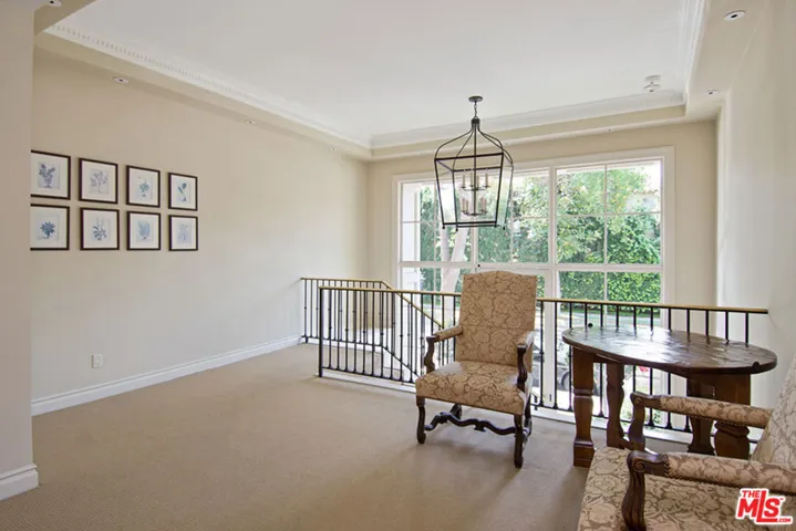 9601 Charleville Boulevard 7, Beverly Hills, California 90212