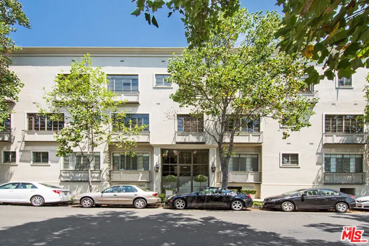 9601 Charleville Boulevard 7, Beverly Hills, California 90212