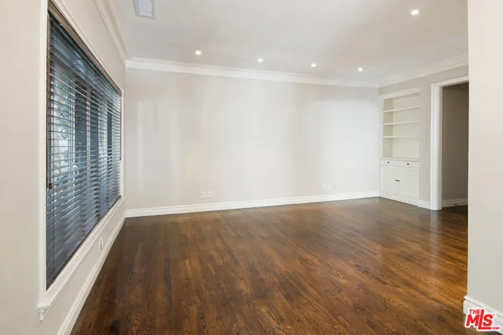 9601 Charleville Boulevard 7, Beverly Hills, California 90212