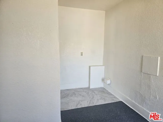 1665 W 12th Place 2, Los Angeles, California 90015