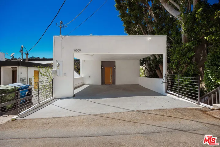 8309 Yucca Trail, Los Angeles, California 90046
