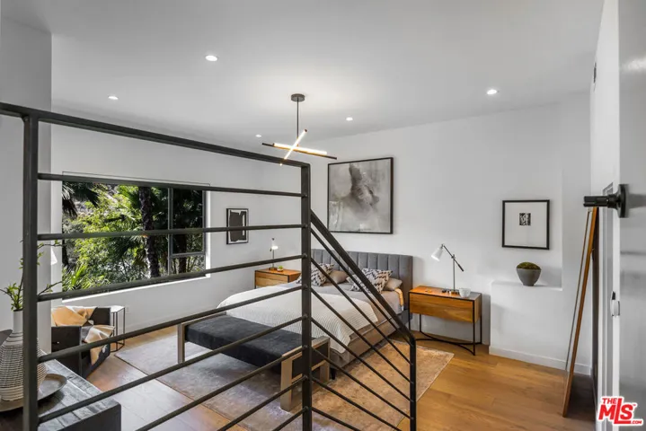 8309 Yucca Trail, Los Angeles, California 90046