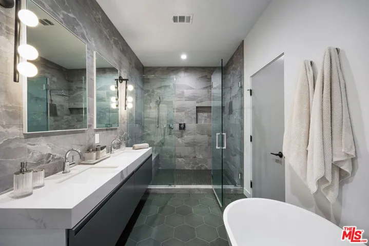 8309 Yucca Trail, Los Angeles, California 90046