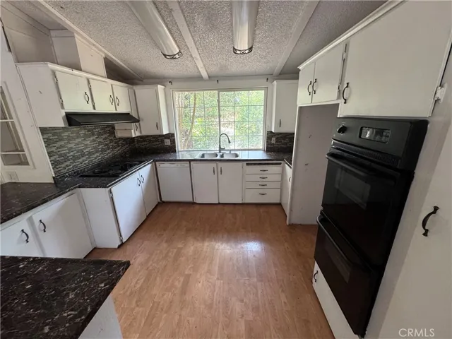 6844 Floyd Way, Nice, California 95464