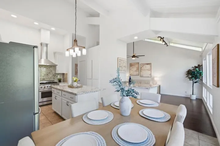 824 Kingfisher Terrace, Sunnyvale, California 94087