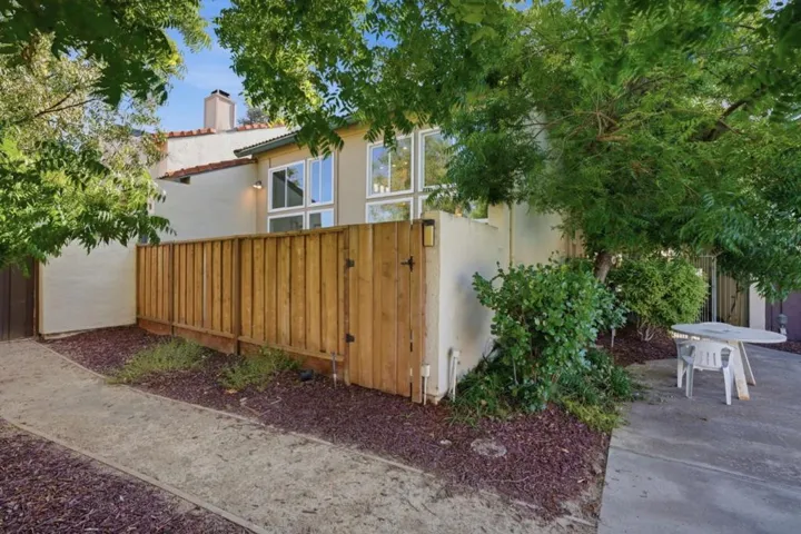 824 Kingfisher Terrace, Sunnyvale, California 94087