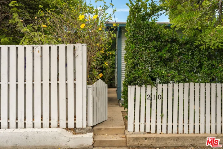 6039 Piedmont Avenue, Los Angeles, California 90042