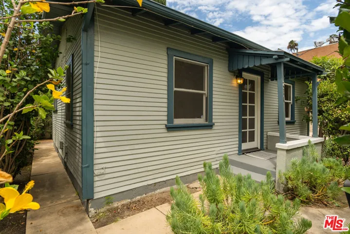 6039 Piedmont Avenue, Los Angeles, California 90042