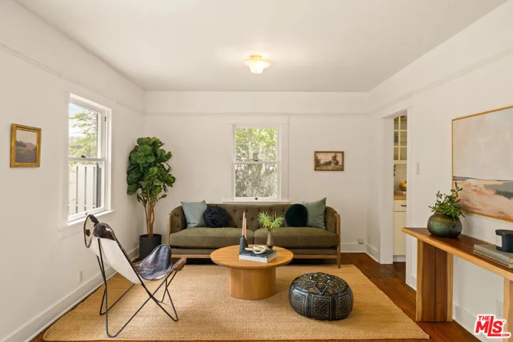 6039 Piedmont Avenue, Los Angeles, California 90042