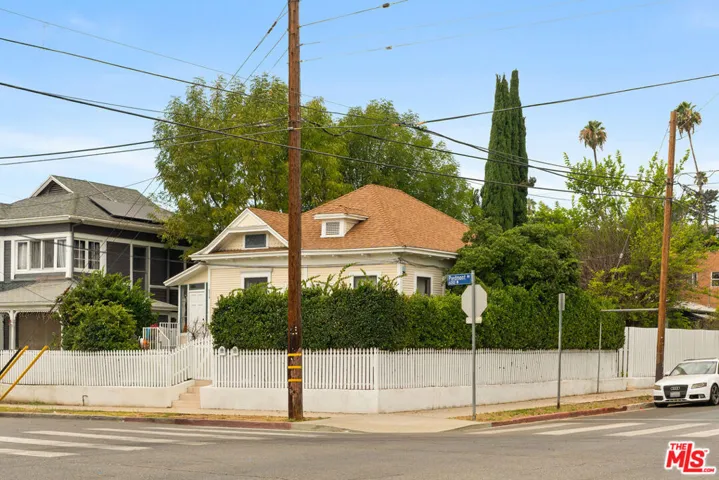 6039 Piedmont Avenue, Los Angeles, California 90042