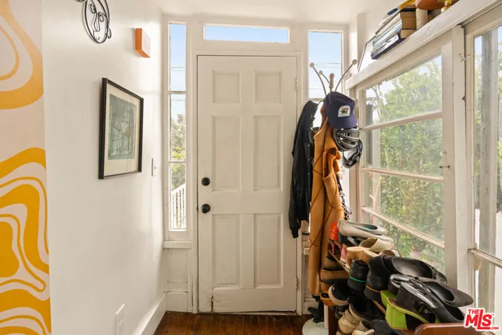 6039 Piedmont Avenue, Los Angeles, California 90042