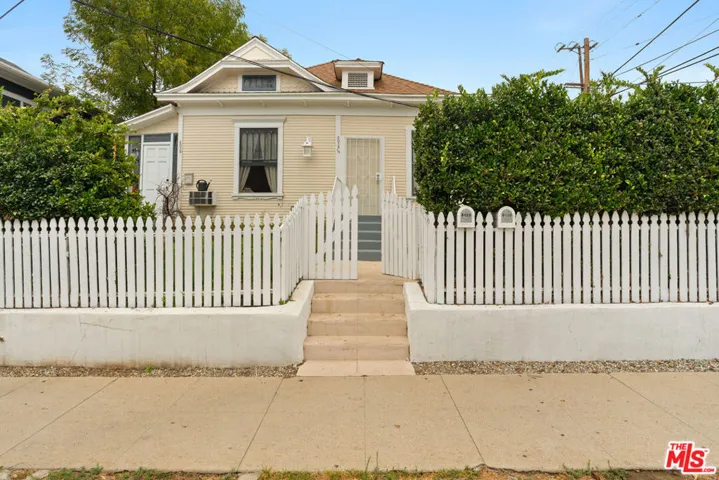 6039 Piedmont Avenue, Los Angeles, California 90042