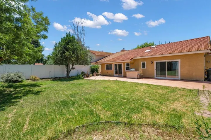 45378 Clubhouse Drive, Temecula, California 92592