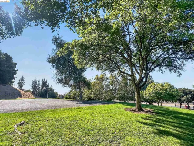 2717 Lobelia Ct, Antioch, California 94531