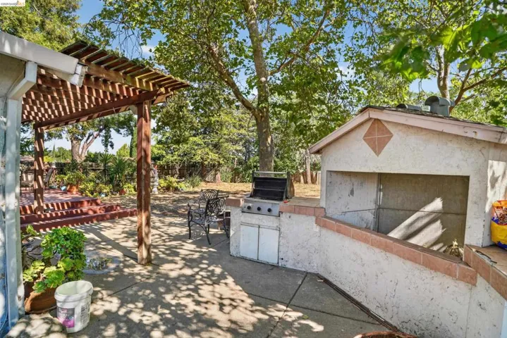 2717 Lobelia Ct, Antioch, California 94531