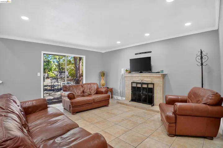 2717 Lobelia Ct, Antioch, California 94531