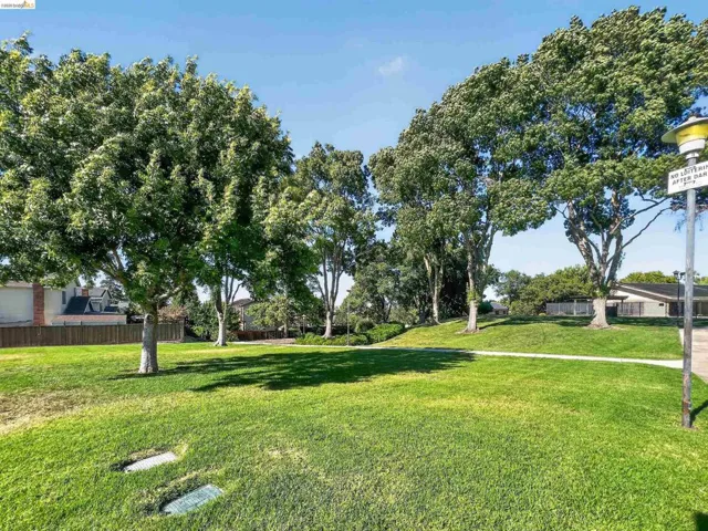 2717 Lobelia Ct, Antioch, California 94531