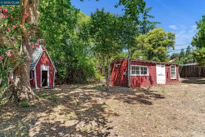 172 Kendall Road, Walnut Creek, California 94595-2319