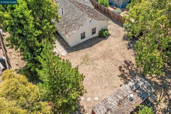 172 Kendall Road, Walnut Creek, California 94595-2319