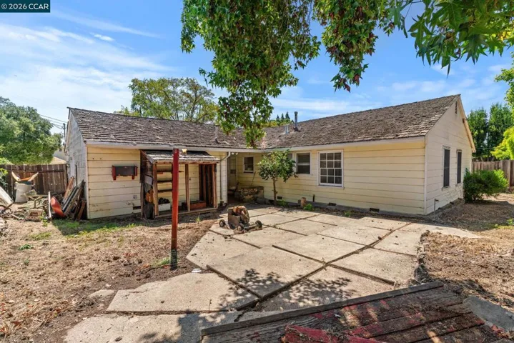 172 Kendall Road, Walnut Creek, California 94595-2319