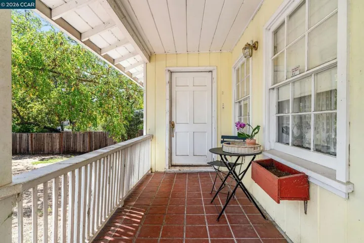 172 Kendall Road, Walnut Creek, California 94595-2319