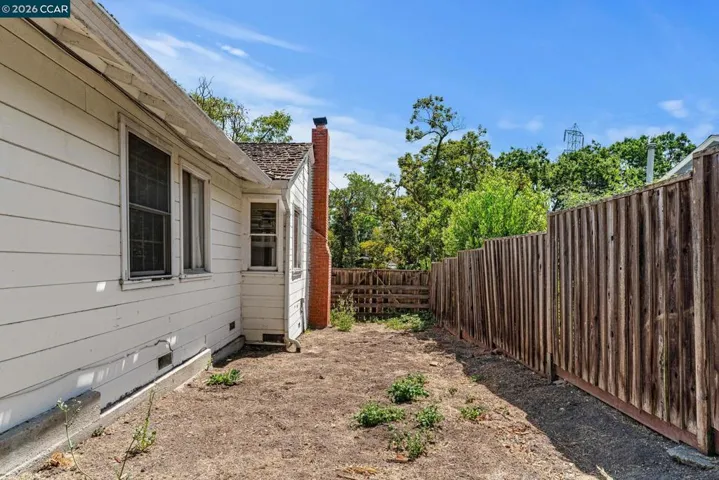 172 Kendall Road, Walnut Creek, California 94595-2319
