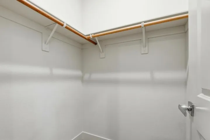 552 Galt Terrace 4, Sunnyvale, California 94085