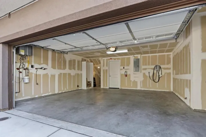 552 Galt Terrace 4, Sunnyvale, California 94085
