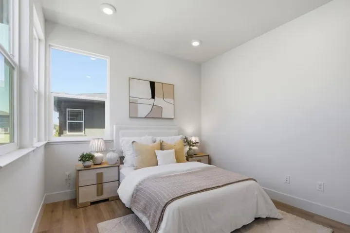 552 Galt Terrace 4, Sunnyvale, California 94085