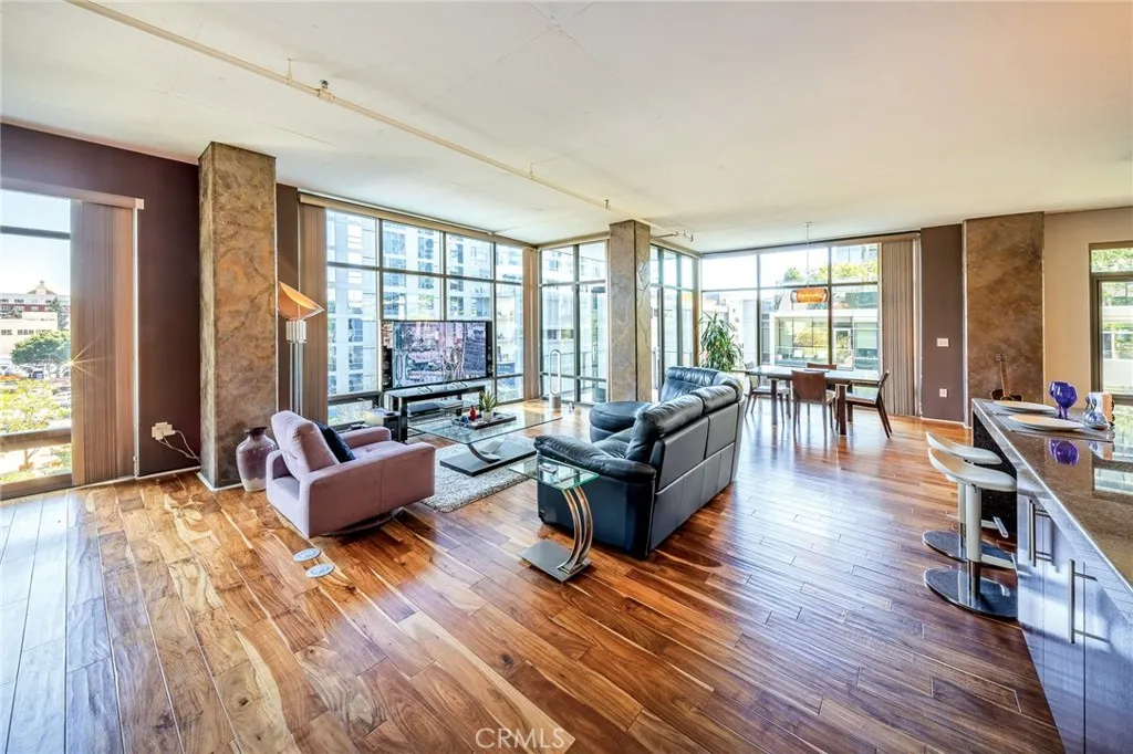 gallery-image 2