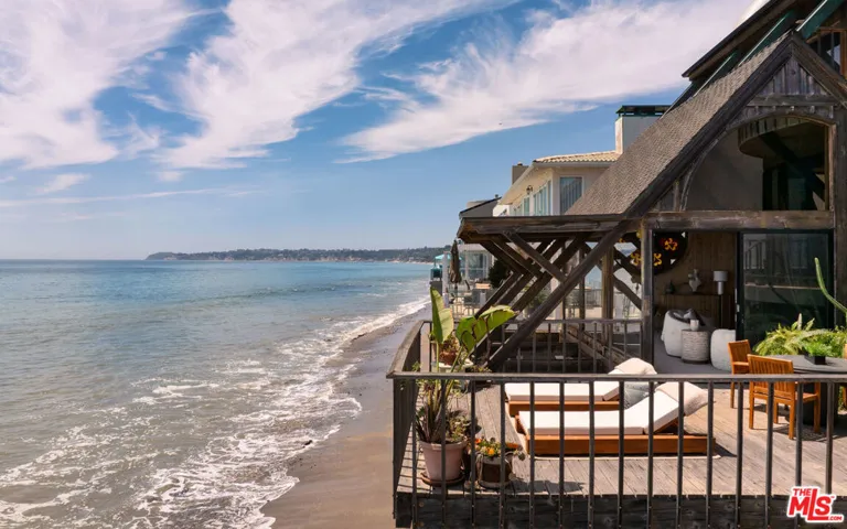 26902 Malibu Cove Colony Drive, Malibu, California 90265