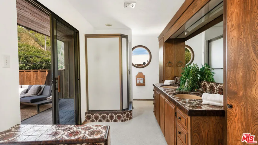 26902 Malibu Cove Colony Drive, Malibu, California 90265