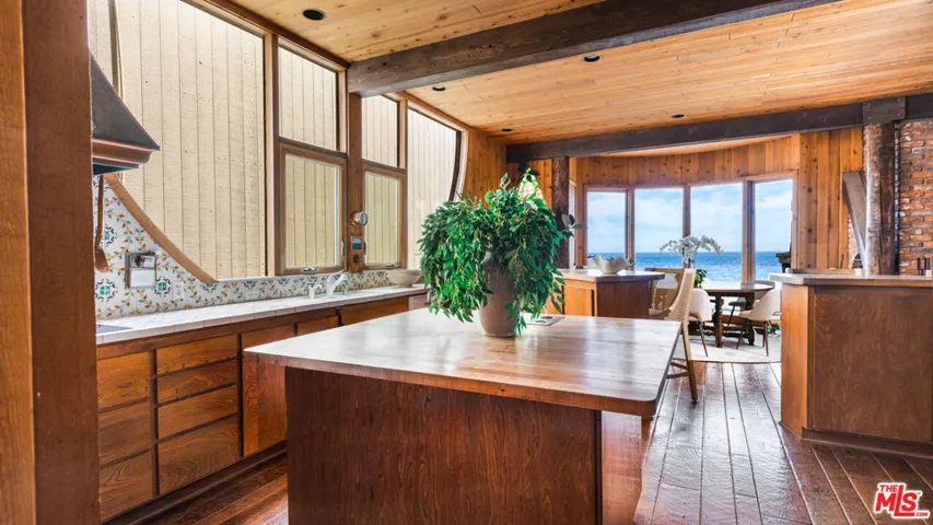 26902 Malibu Cove Colony Drive, Malibu, California 90265