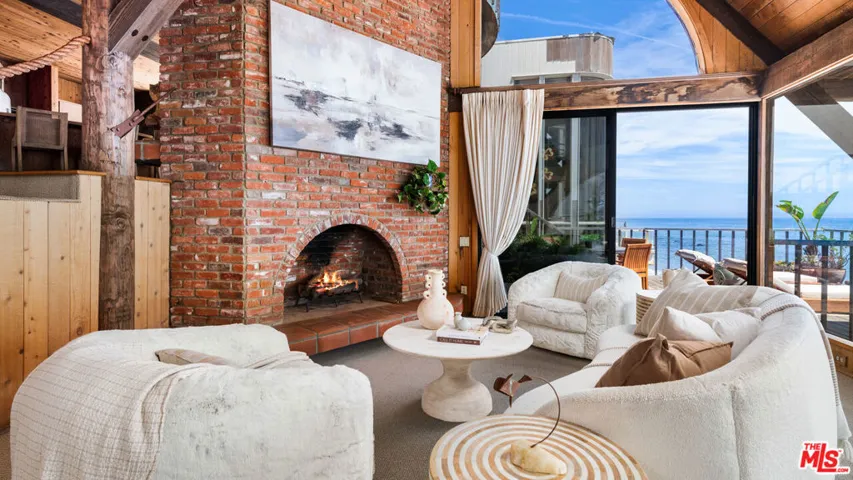 26902 Malibu Cove Colony Drive, Malibu, California 90265