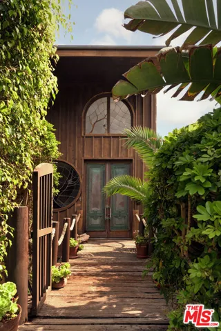 26902 Malibu Cove Colony Drive, Malibu, California 90265
