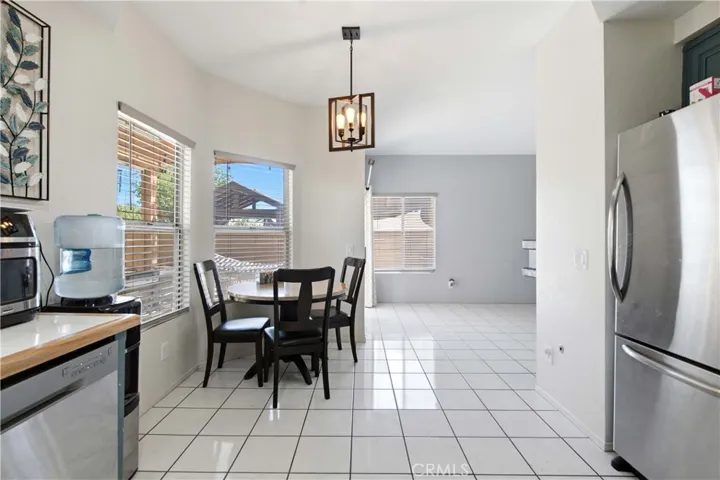 4043 E Avenue R12, Palmdale, California 93552