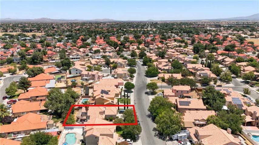 4043 E Avenue R12, Palmdale, California 93552