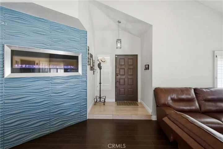 4043 E Avenue R12, Palmdale, California 93552