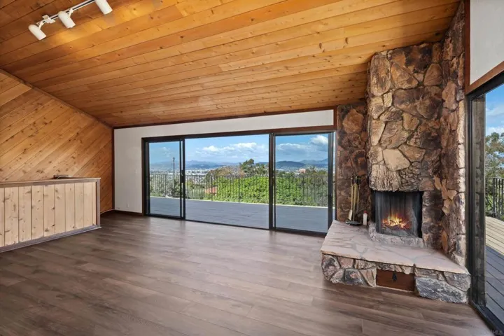 10447 Chevy Lane, La Mesa, California 91941