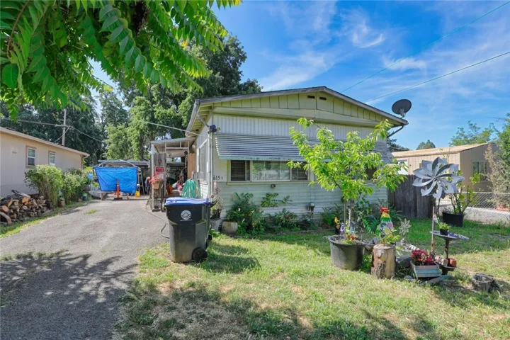 6151 2nd, Lucerne, California 95458