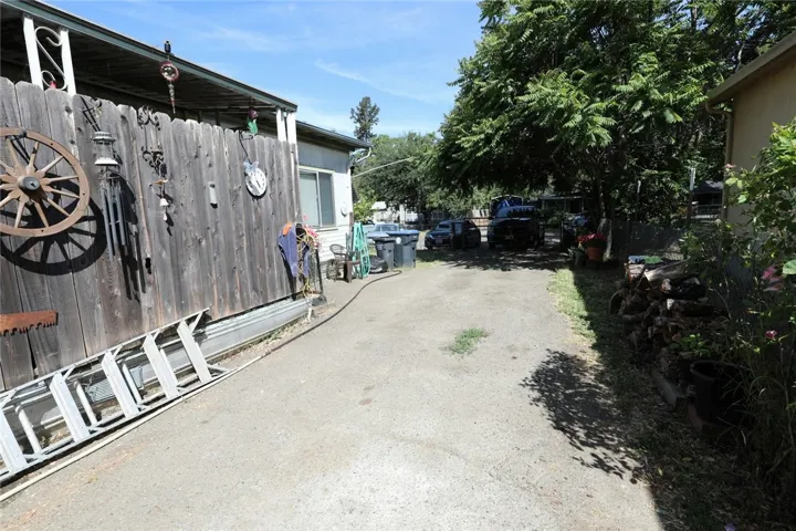 6151 2nd, Lucerne, California 95458