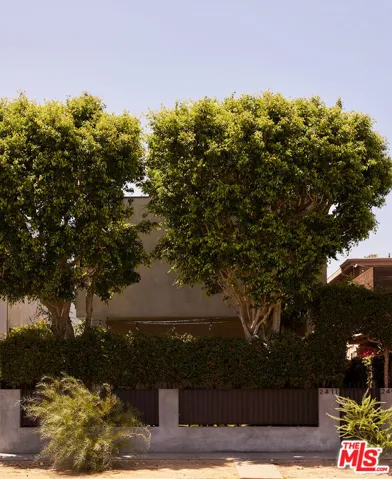 2411 Abbot Kinney Boulevard, Los Angeles, California 90291