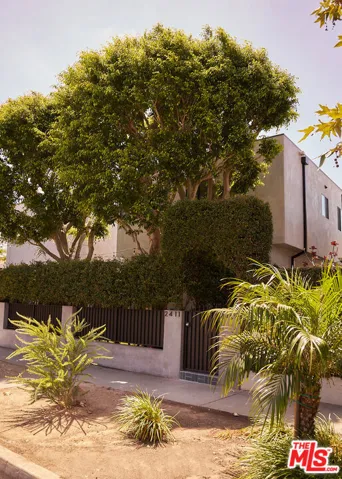 2411 Abbot Kinney Boulevard, Los Angeles, California 90291