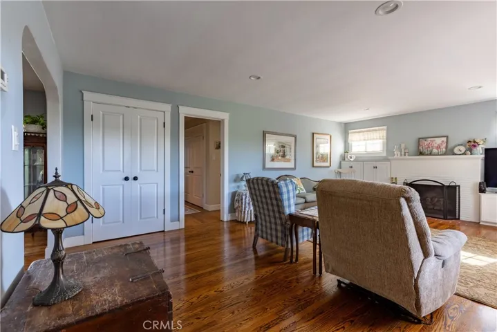 1121 Vista Way, Oceanside, California 92054