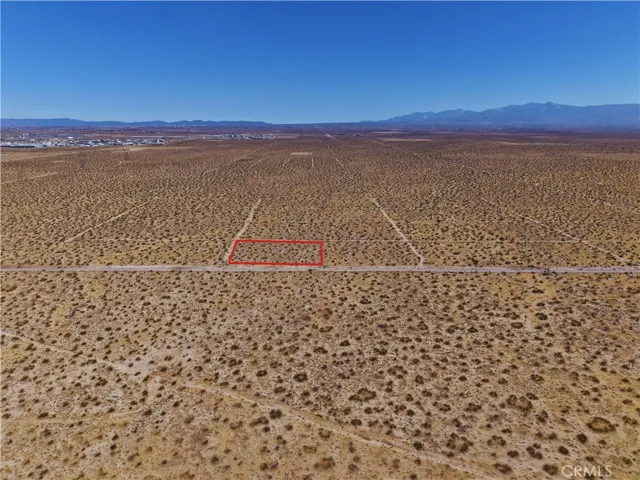 1 Chamberlaine, Adelanto, California 92301