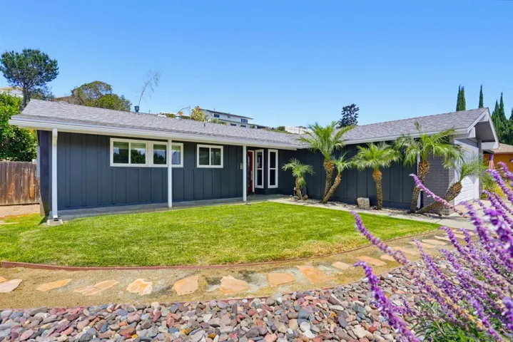 6896 Turnbridge, San Diego, California 92119