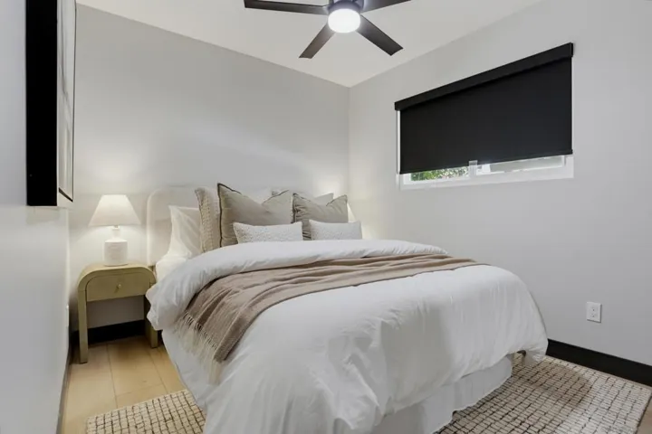 6896 Turnbridge, San Diego, California 92119